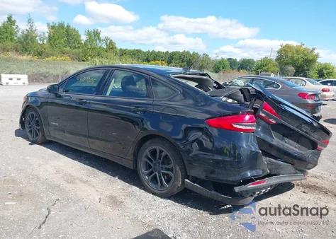2018 Ford Fusion Hybrid Se из США, поврежденный, VIN 3FA6P0LU4JR116474